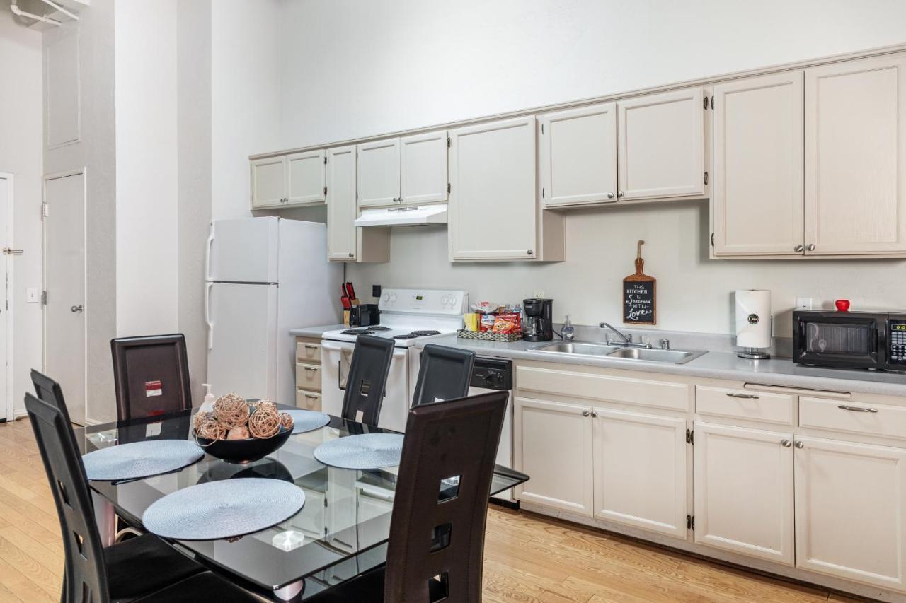 فندق Gaslamp 2Bdrm - W Parking & 4 Beds #204 سان دييغو المظهر الخارجي الصورة