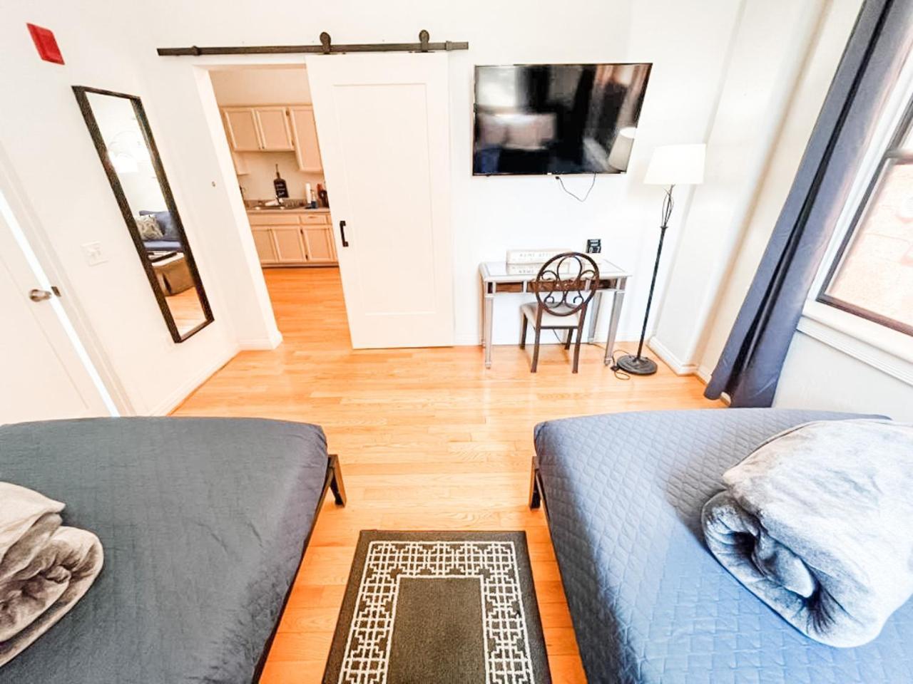 فندق Gaslamp 2Bdrm - W Parking & 4 Beds #204 سان دييغو المظهر الخارجي الصورة